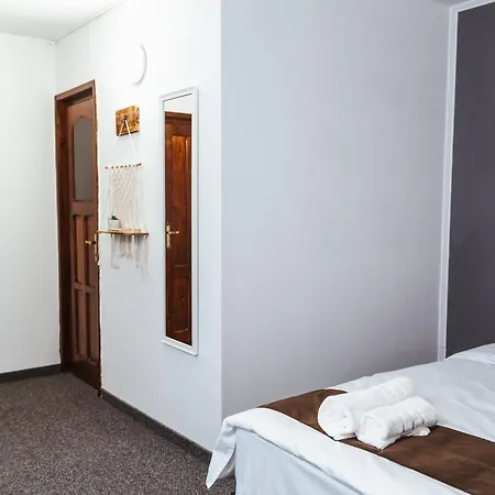 Casa Rosu Hotel Cluj-Napoca Exterior photo