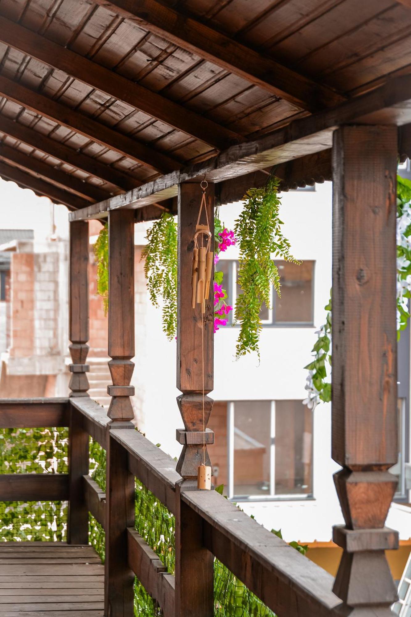 Casa Rosu Hotel *